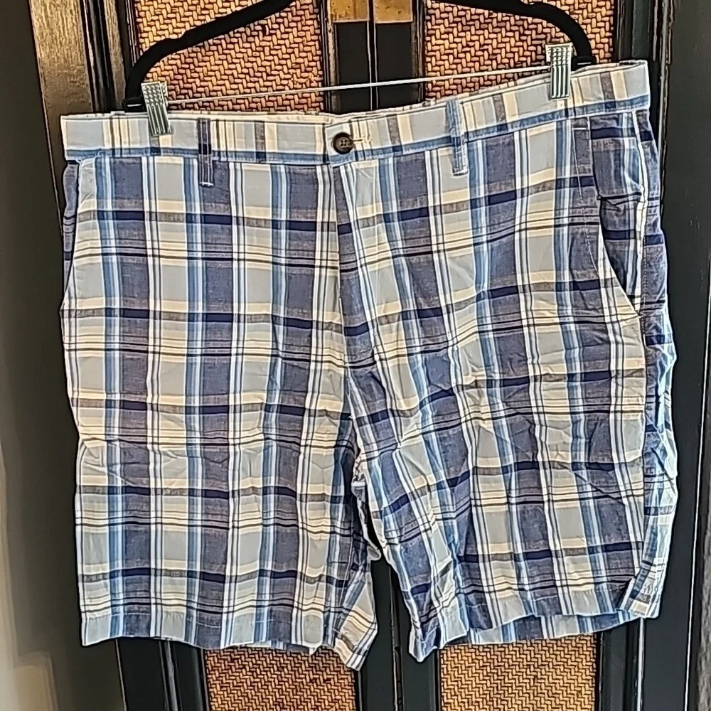 2 Pairs of Plaid Shorts - Picture 2 of 7